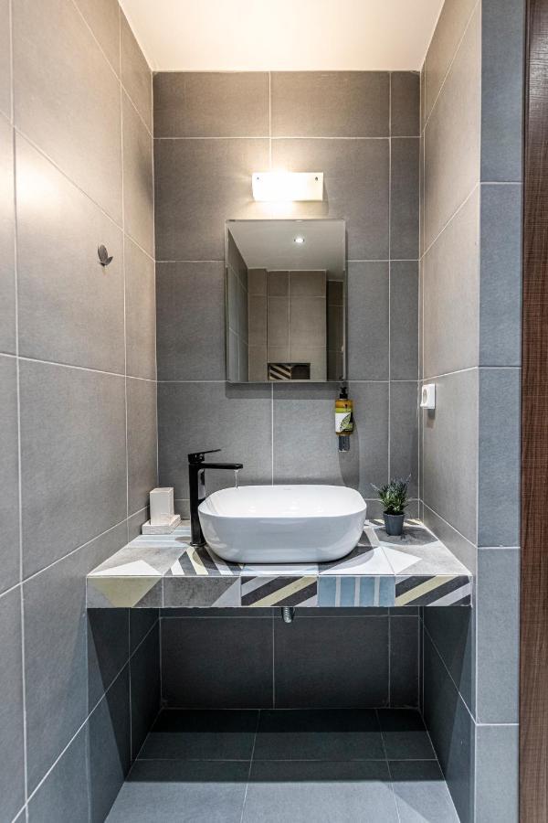 Athenian Boutique Apartments Екстериор снимка