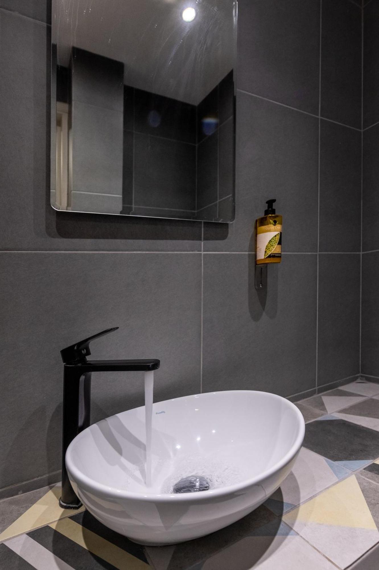 Athenian Boutique Apartments Екстериор снимка